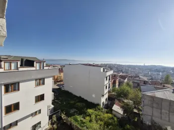 科贾埃利海景复式公寓出售